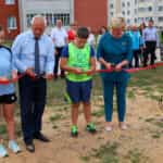 Хваля ўрачыстага адкрыцця гульнявых пляцовак дакацілася да глыбінкі. У Круглым з такой імпрэзы зрабілі «значную падзею»