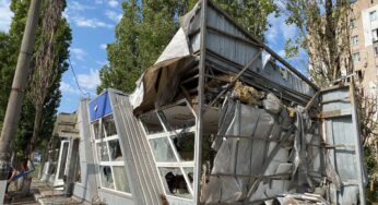 Навіны пабрацімаў. Апублікаваныя фота з наступствамі начнога абстрэлу расійскімі войскамі Мікалаева