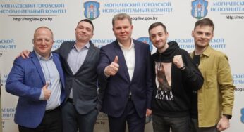 Мэр Магілёва засвяціўся ў кампаніі комікаў каманды “Доктар Хаўсс”
