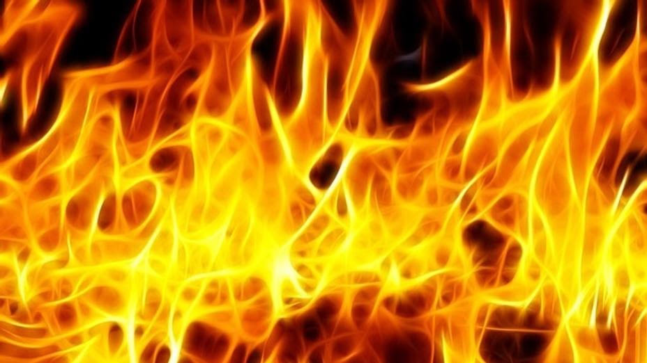 На пажарах у Бабруйску загінулі трое, у Асіповічах цягнік збіў дзяўчыну – ранішняя зводка