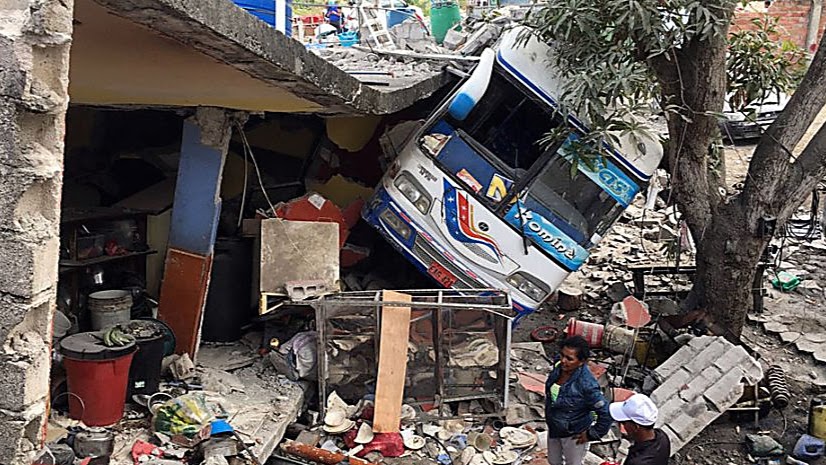 У Эквадоры адбыўся землятрус магнітудай 6,9. Мінімум 14 чалавек загінула і 380 паранена
