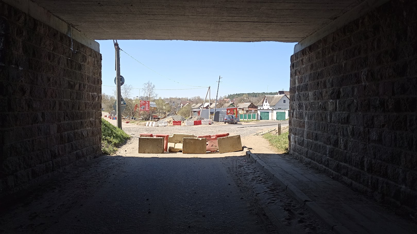 Віцебскі тупік у Магілёве зноў перакрылі, але да канца месяца ўжо пакладуць асфальт