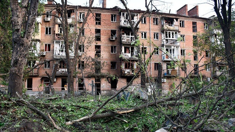 Расія ноччу атакавала Украіну, у Мікалаеве жылы дом трапіў пад удар