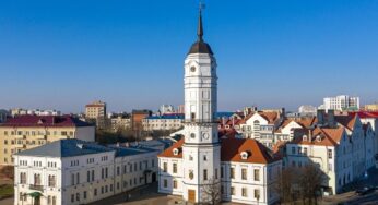 Дзень у гісторыі. 20 мая. Магдэбургскае права Магілёву. Першыя атлас, джынсы. Радыё Свабода. Нарадзіліся паэт Я. Пушча, спявачка Н. Падольская.