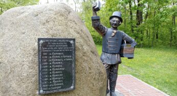 23 мая ў гісторыі. Прапойск стаў Слаўгарадам. Адраджэнне магілёўскай ратушы. Аварыя Су-27. Перахоп Ryanair. Спачыла Еўфрасіння Полацкая.