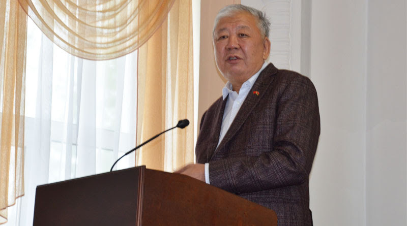 Беглы прэм’ер-міністр Кіргізіі прэзентаваў у Быхаве біятэхналагічную карпарацыю