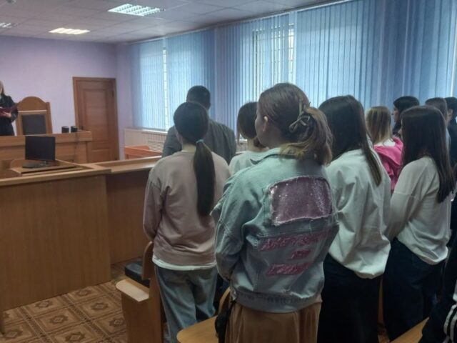 Былую навучэнку каледжа ў Бабруйску прымусілі аплаціць “бясплатнае” навучанне