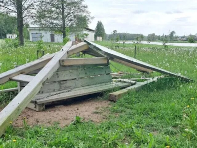 Крылатые качели в Круглом свое отлетали